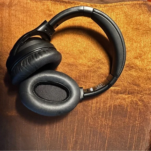 TaoTronics SoundSurge 90 Active Noise Cancelling wireless stereo Headphones - Picture 6 of 9